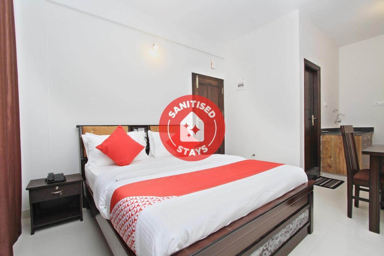 Oyo 12033 Hotel Royal Residence Bangalore Eksteriør bilde