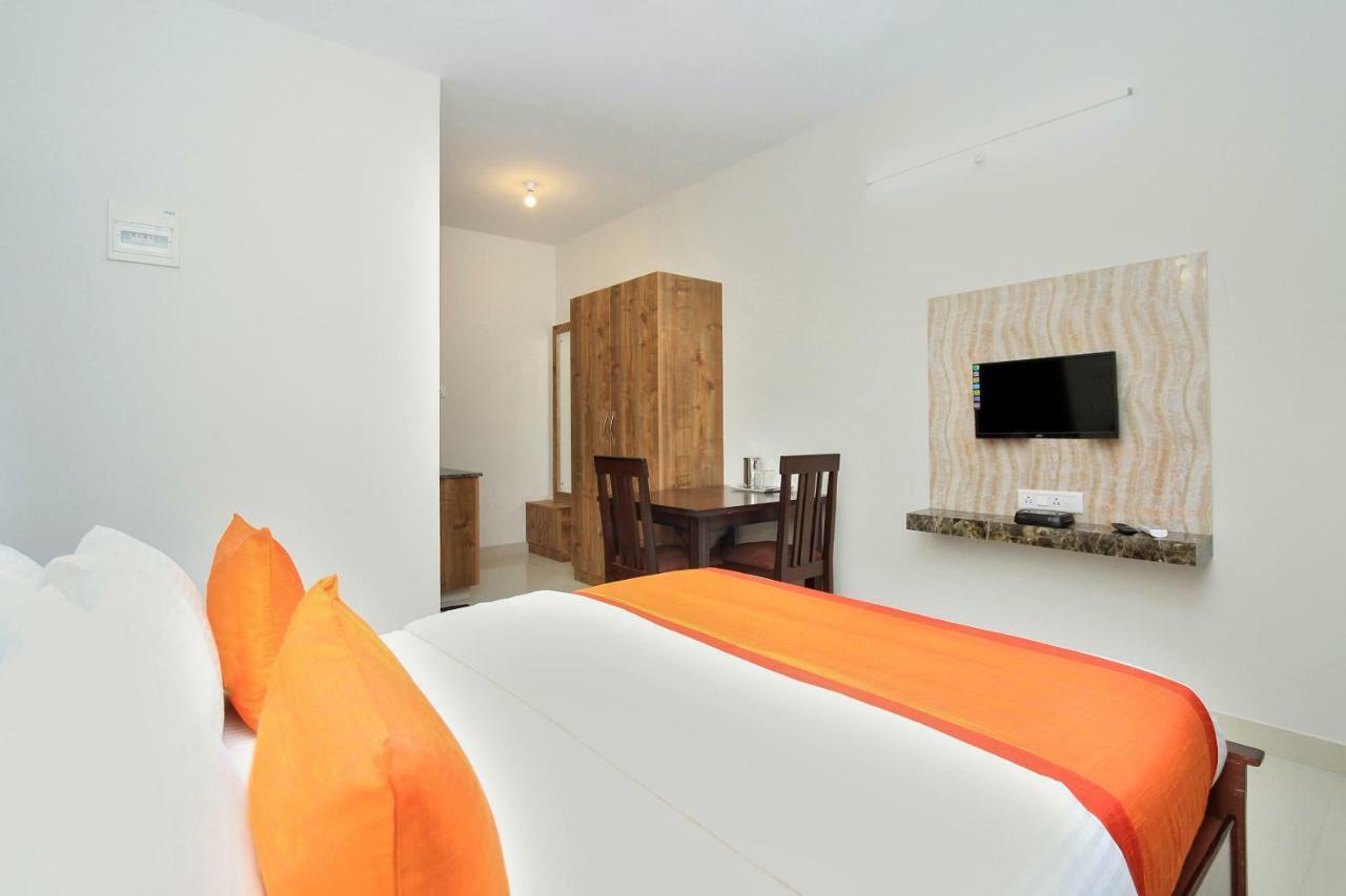 Oyo 12033 Hotel Royal Residence Bangalore Eksteriør bilde